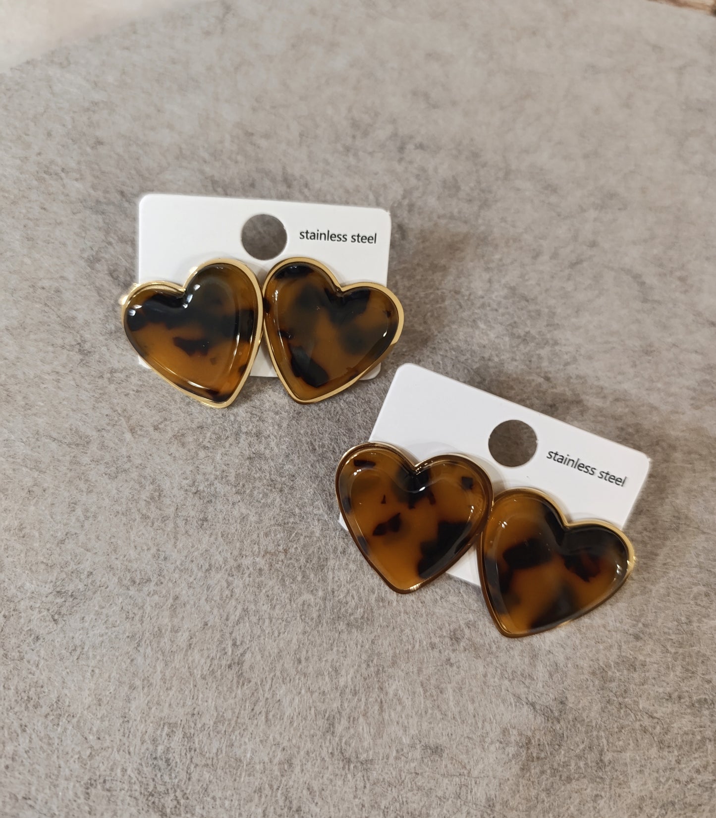 Ατσάλινα σκουλαρίκια!