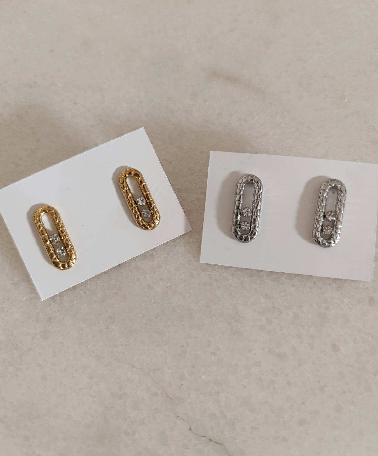 Ατσάλινα σκουλαρίκια!