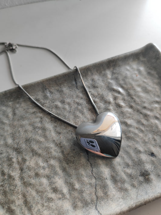 Ατσάλινο κολιέ καρδιά!