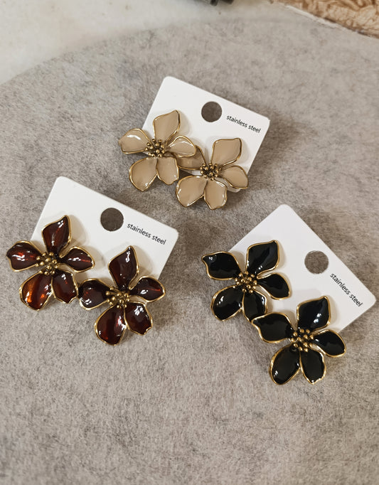 Ατσάλινα σκουλαρίκια!