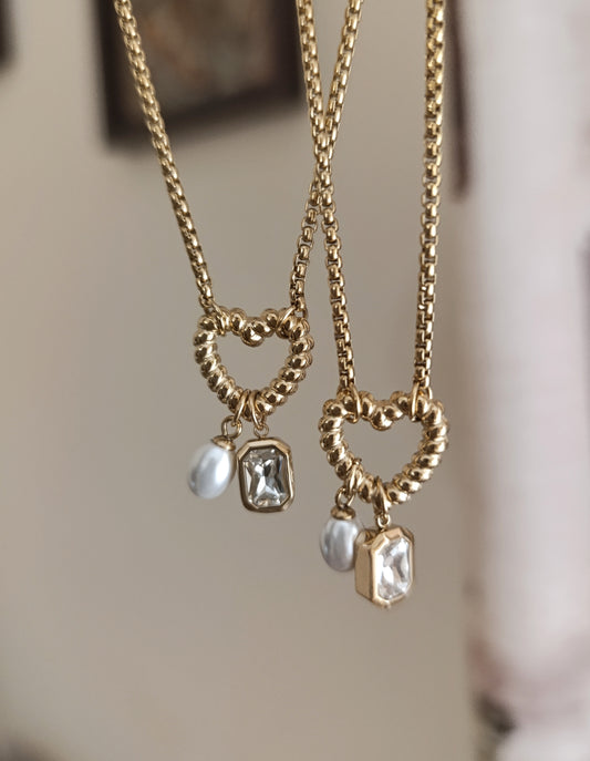 Ατσάλινο κολιέ!